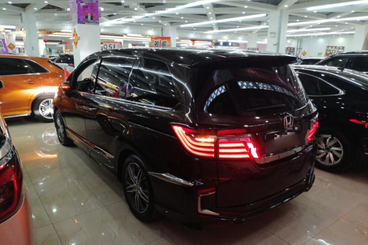 Used Honda Elysion 2019 2.0L Hybrid Luxury Edition