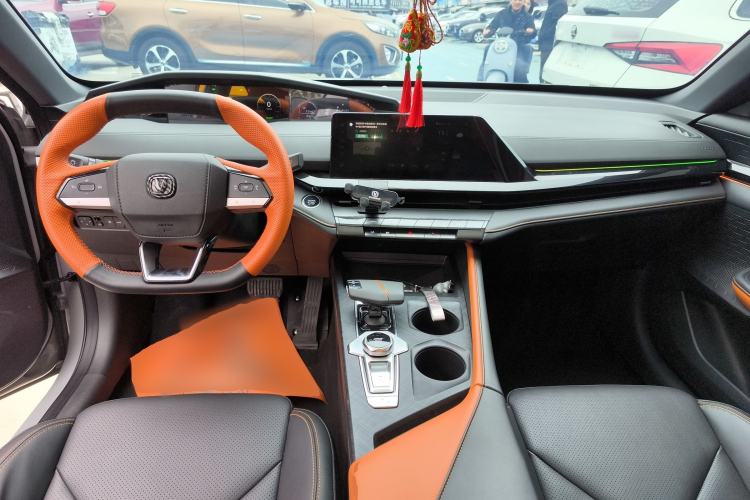 Used CHANGAN UNI-V iDD 2023 ZhiDian iDD 1.5T 113km Smart & Fun Version
