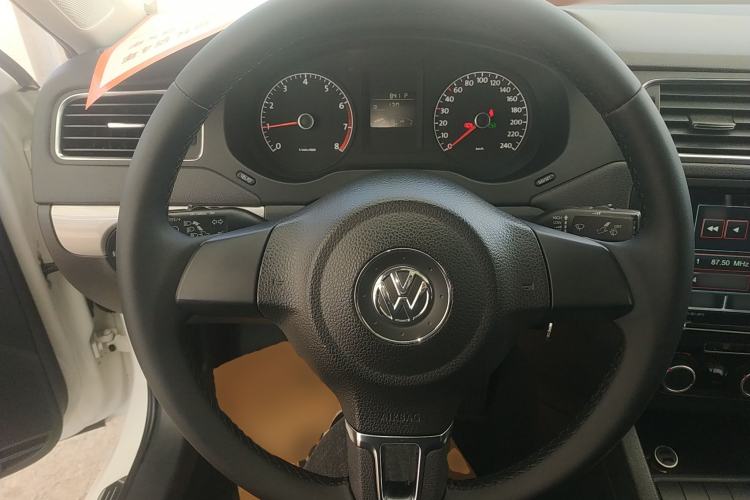 Used Volkswagen Sagitar 2014 Revised Version 1.6L Automatic Leading Edition