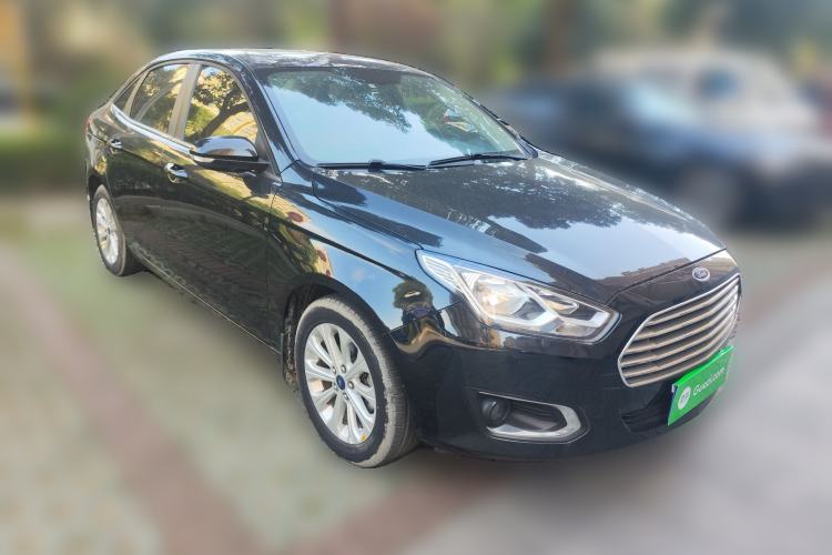 Used Ford Escort 2015 1.5L Automatic Fashion Model