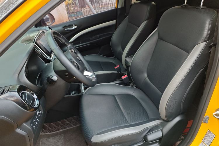 Used Kia kx1 Stonic 2021 1.4L CVT Fun & Sunroof Model Left Front Seat