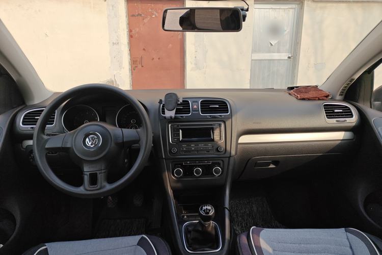 Used Volkswagen Golf 2012 1.6 Manual Fashion Edition