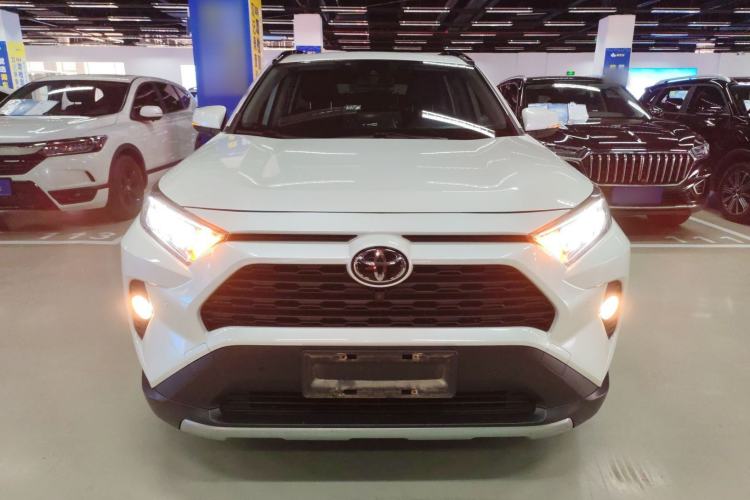 Used Toyota RAV4 2020 2.0L CVT Two-Wheel Drive Fashion Edition Front