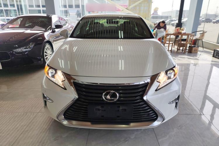 Used Lexus ES 2015 200 Elite Edition
