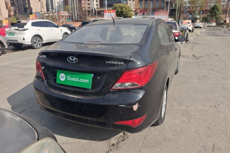 Used Hyundai Verna (older generation) 2014 1.4L Manual Smart GLS Trim
