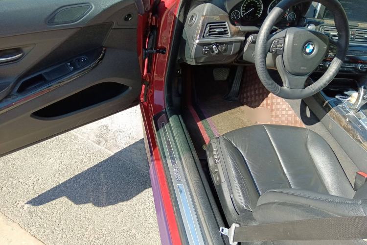 Used BMW 6 Series 2012 640i two-door coupe