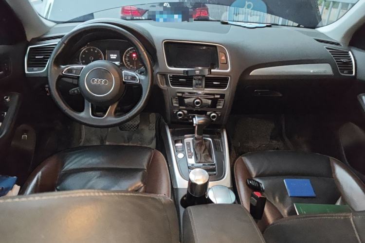 Used Audi Q5 2018 Collector's Edition 40 TFSI Technology Model