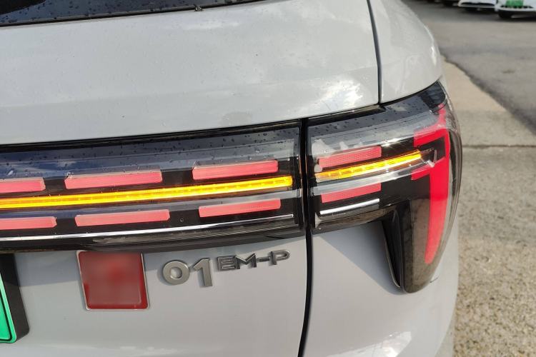 Used Lynk & Co 01 EM-P 2023 1.5TD EM-P Dawn Edition