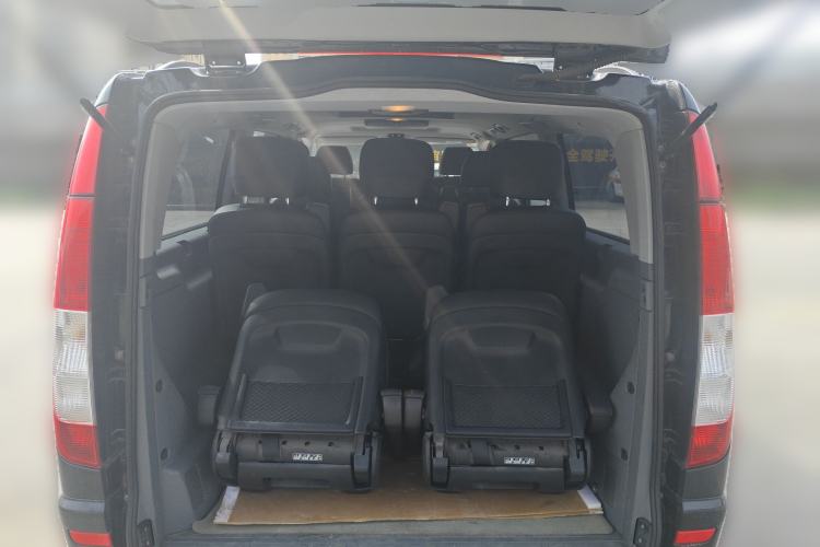 Used Mercedes-Benz Vito 2011 2.5L Elite Edition
