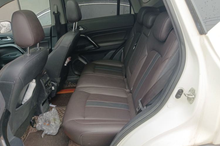 Used GAC Trumpchi GS4 2019 270T Automatic Two-Wheel Drive Elite Edition Left Rear Seat