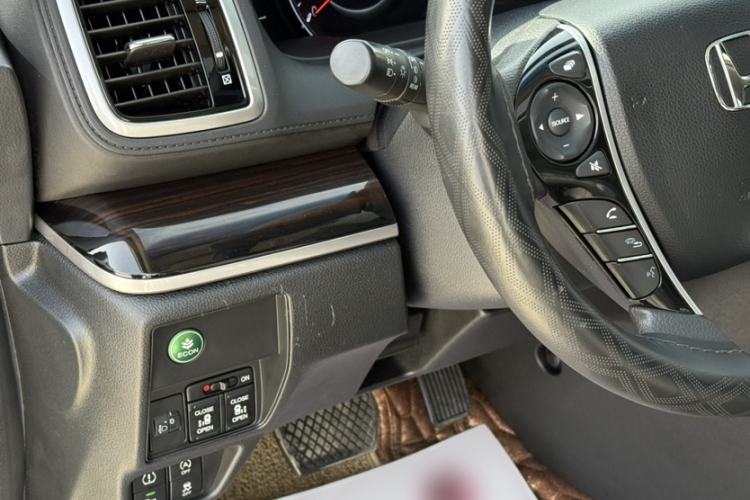 Used Honda Odyssey 2018 2.4L Luxury Edition
