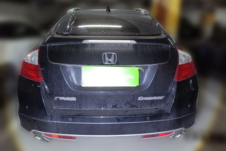 Used Honda Crosstour 2016 2.4L Luxury Edition Rear