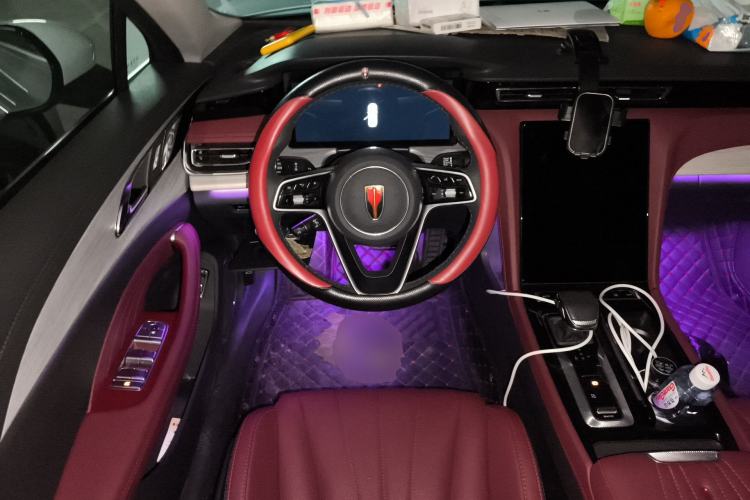 Used Hongqi H5 2025 2.0T Automatic Flag Edition – 500 000 Units Commemorative Version
