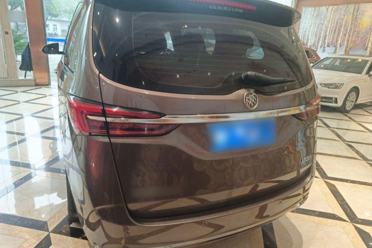 Used Buick GL8 2021 Land Cruiser Executive Class 652T Comfort Model
