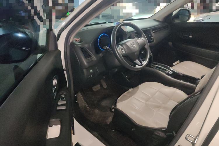 Used Honda Vezel 2016 1.8L CVT Front-Wheel Drive Pioneer Edition