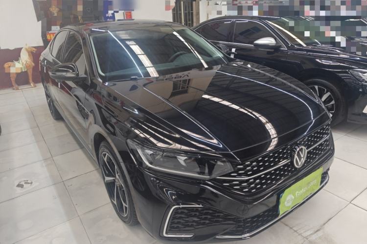 Used Volkswagen Passat 2024 380TSI Starry Dragon Edition