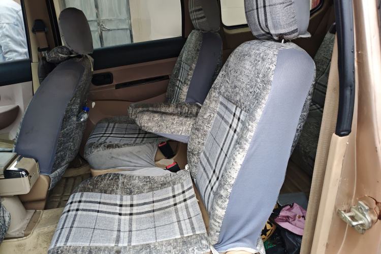 Used Wuling Hongguang 2013 1.5L S Luxury Model Left Rear Seat