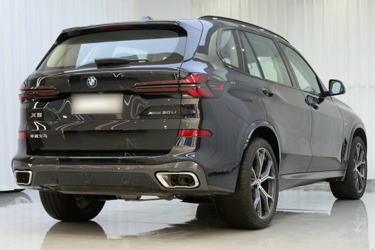 Used BMW X5 2023 xDrive 30Li Luxury M Sport Night Edition Package

