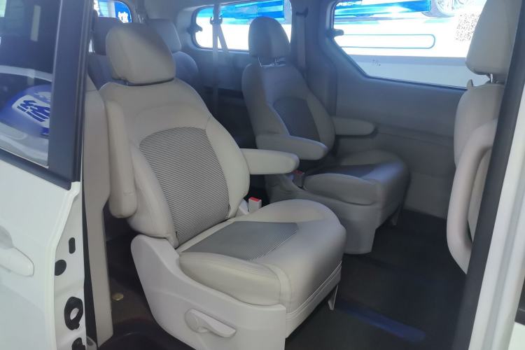 Used SAIC MAXUS G10 2018 PLUS 2.0T Automatic Smart Edition