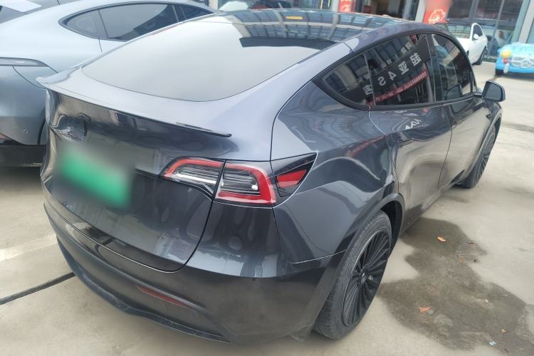 Used Tesla Model Y 2022 Rear-Wheel-Drive Version Rear Right 45 Deg