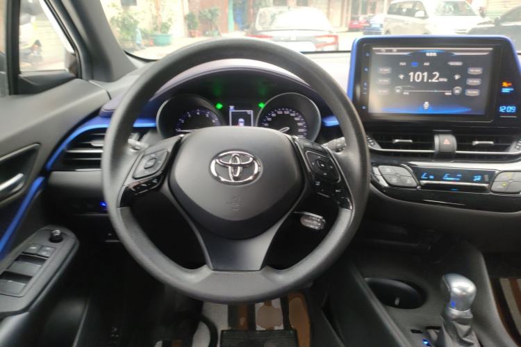 Used Toyota C-HR 2020 2.0L Leading Edition
