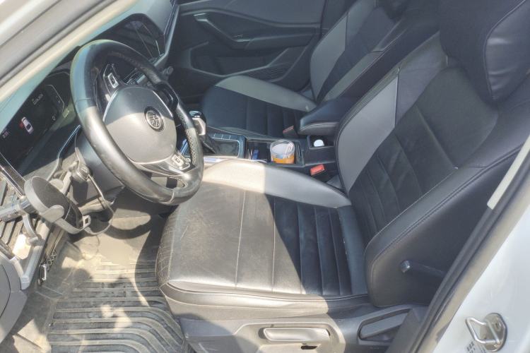 Used Volkswagen Sagitar 2022 280TSI DSG Flyover Edition Left Front Seat