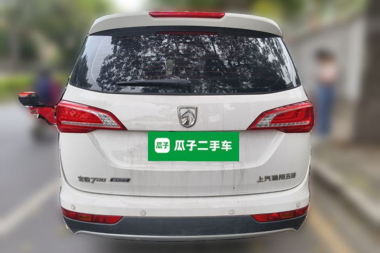 Used Baojun 730 2017 1.8L iAMT Luxury Version 7-Seater
