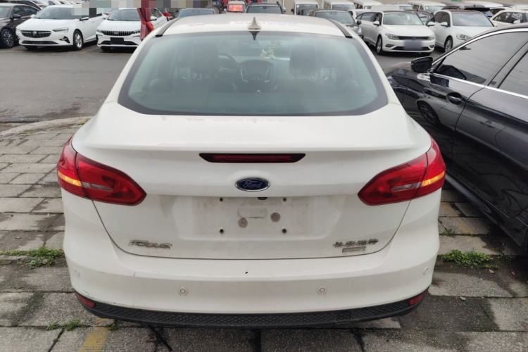 Used Ford Focus 2017 Sedan EcoBoost 125 Automatic Supreme Style SmartDrive Edition