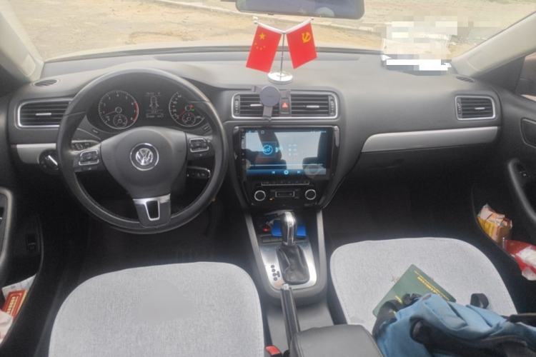 Used Volkswagen Sagitar 2014 Revised Version 1.4TSI Automatic Luxury Edition
