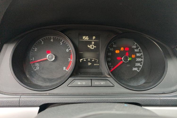 Used Volkswagen Gran Lavida 2015 1.6L Automatic Fashion Edition
