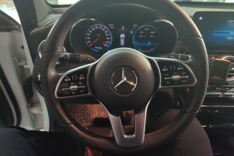 Used Mercedes-Benz GLC 2022 Facelifted GLC 260 L 4MATIC Dynamic Edition Steering Wheel