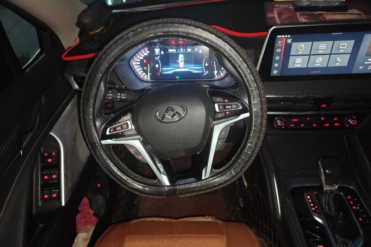 Used SAIC MAXUS D90 2017 2.0T Automatic All-Wheel Drive Sirius