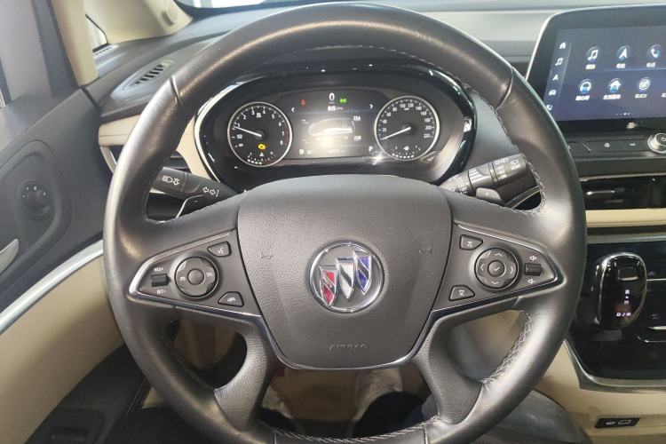 Used Buick GL8 2023 Facelifted Land Cruiser Executive Luxury Version
