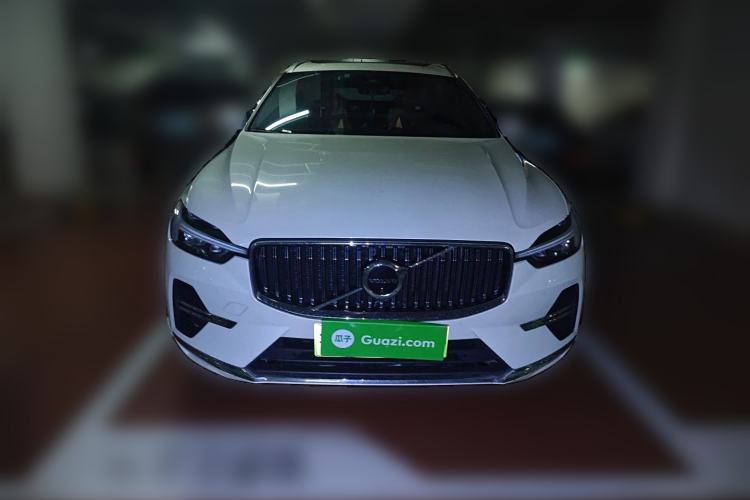 Used Volvo XC60 New Energy 2022 T8 Plug-in Hybrid All-Wheel Drive Smart Luxury Edition
