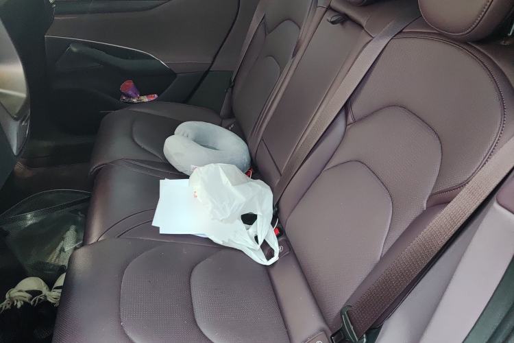 Used Xiaomi Auto SU7 2024 Four-Wheel Drive Ultra-Long Range Advanced Intelligent Driving Max Edition