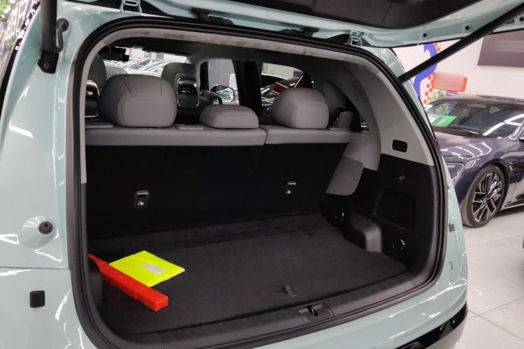 Used Zeekr MIX 2025 Intelligent Driving Version Trunk