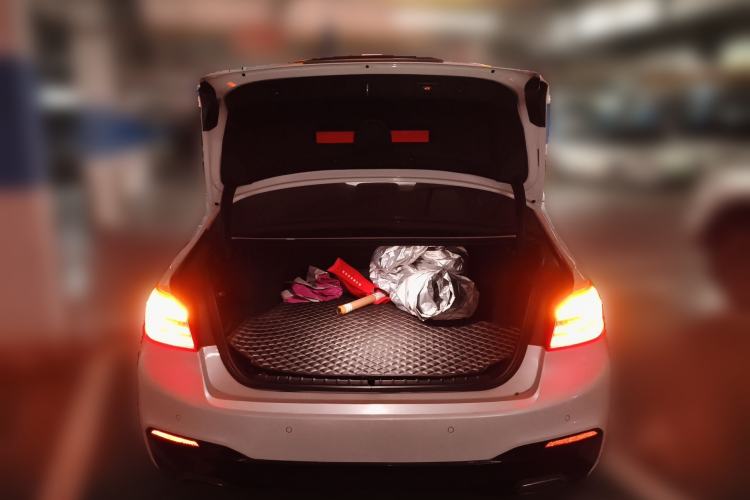 Used BMW 5 Series New Energy 2019 530Le Luxury Package Trunk