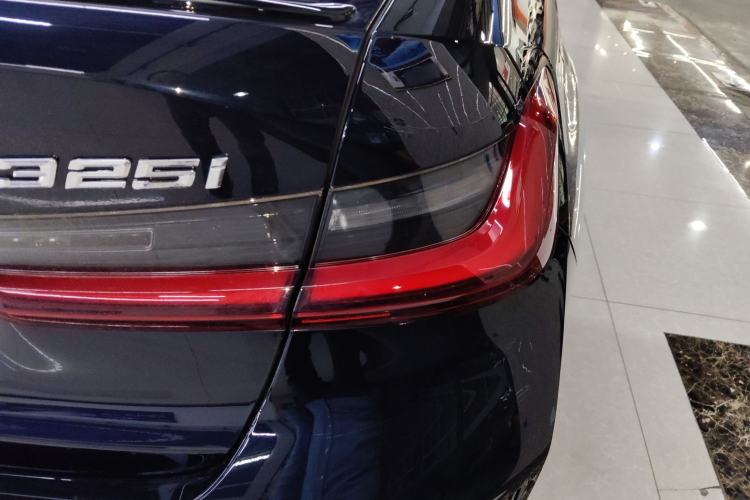 Used BMW 3 Series 2024 325i M Sport Night Edition Package Right Rear Taillight