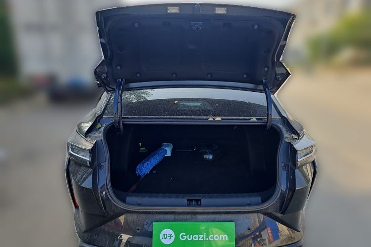 Used Dongfeng Aeolus Yixuan 2023 Mach Edition 1.5L Automatic Chasing Shadow Version Trunk