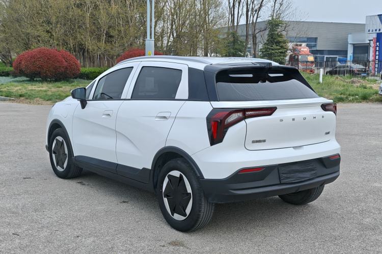 Used Geometry E Firefly 2024 301km Flowing Light
