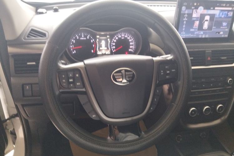 Used Bestune X80 2017 2.0L automatic Technology trim level Steering Wheel