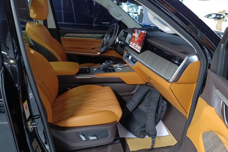 Used Tank 500 New Energy 2023 Hi4-T
