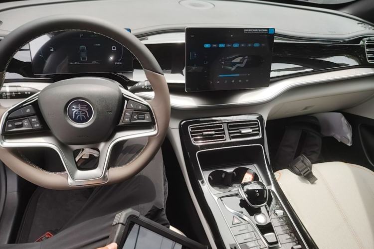 Used BYD Qin PLUS 2024 Honor Edition EV 510KM Leading Model