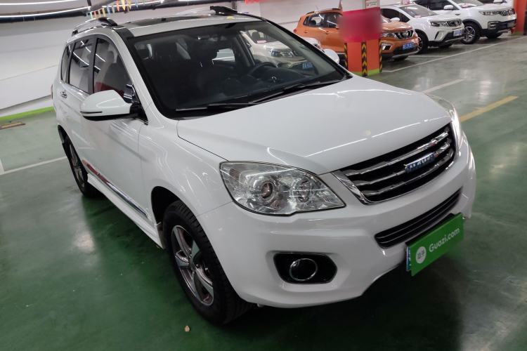 Used Haval H6 2015 Upgraded Model 1.5T Manual Two-Wheel Drive Elite Version Front Right 45 Deg