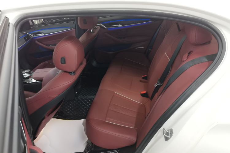 Used BMW 5 Series 2023 530Li Leading Model M Sport Package Left Rear Seat