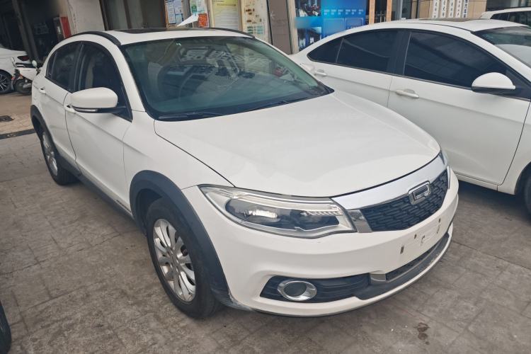Used Qoros 3 2017 Urban SUV 1.6T Automatic Zhiyue Model
