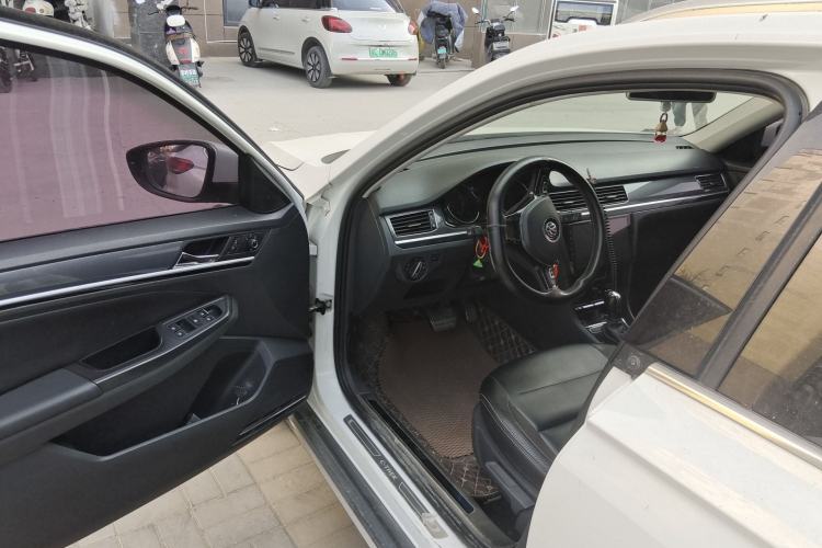 Used Volkswagen C-TREK 2018 230TSI DSG Comfort Model
