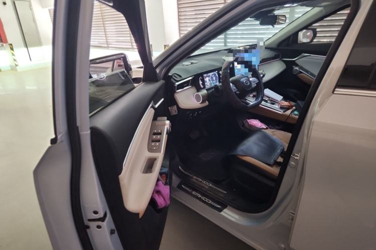 Used GAC Trumpchi EMKOO 2022 2.0 ATK TwinStar Pro Edition Driver Seat