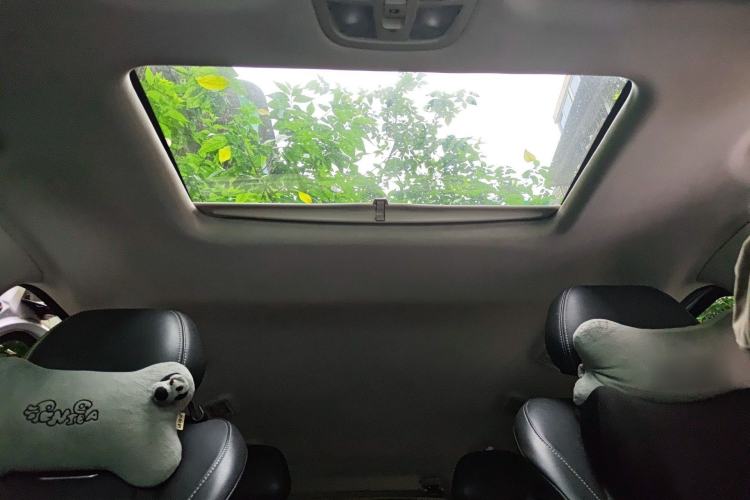 Used SAIC MAXUS G20 2021 Facelifted PLUS 2.0T Diesel Automatic Luxury Edition Headliner