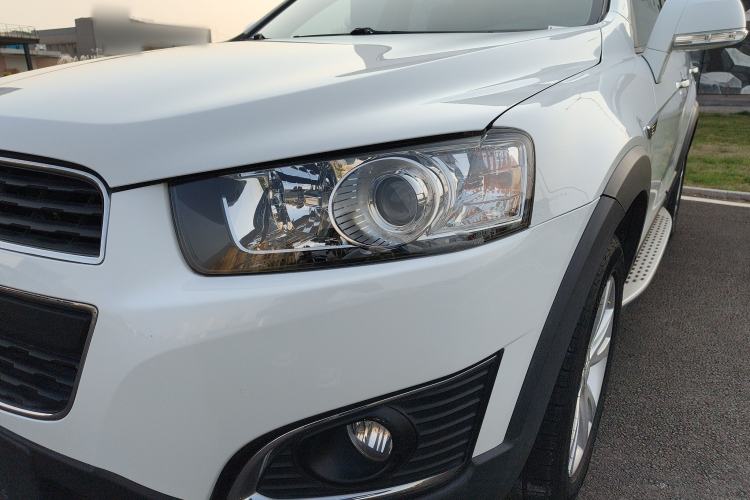 Used Chevrolet Captiva 2017 2.4L 4x4 Flagship Edition 7-Seater
